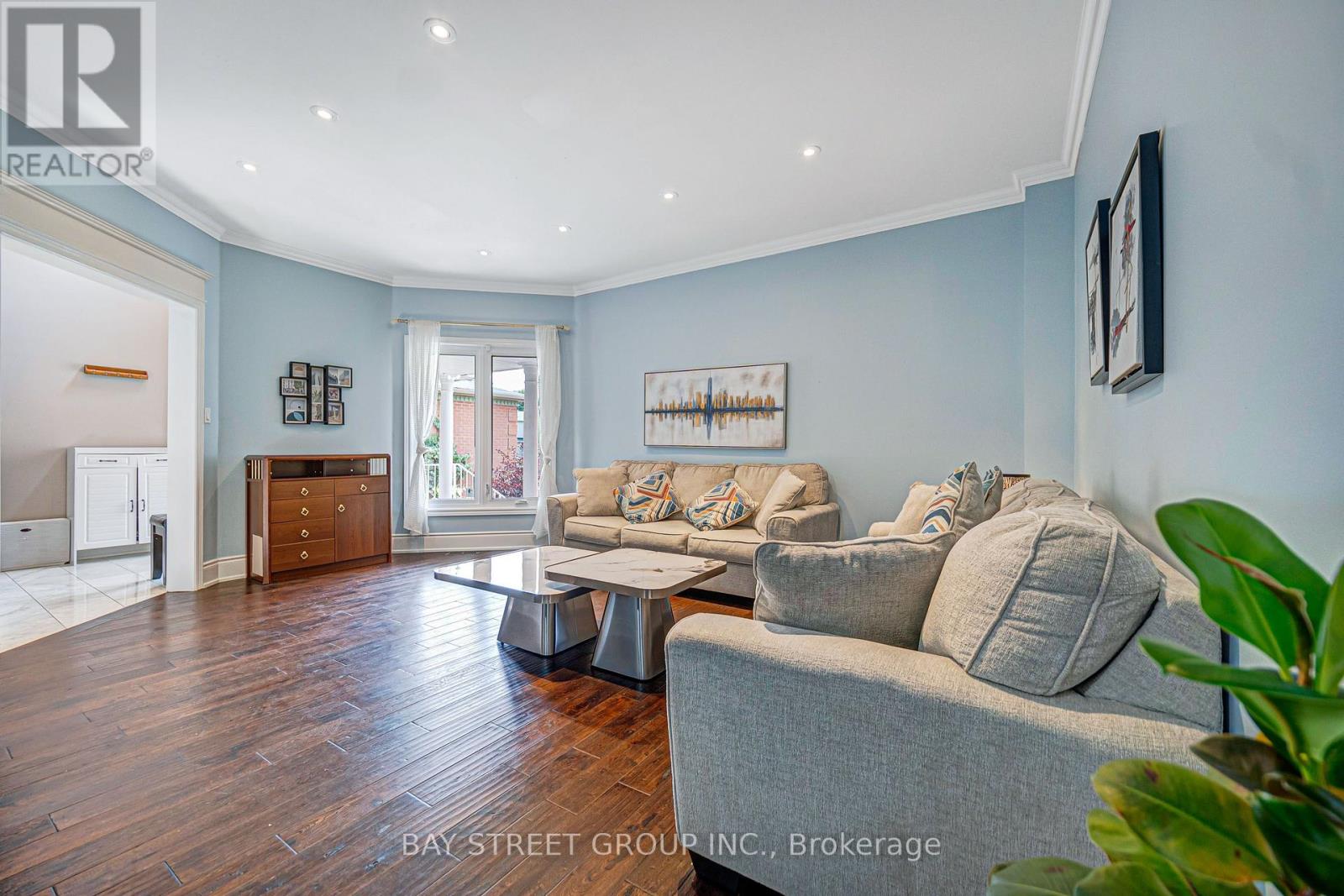 14 ROCKSPRINGS AVENUE - 11