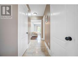14 Rocksprings Avenue, Richmond Hill, ON L4S1R1 Photo 12