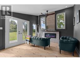 Living room - 1391 Doyle Road, Loyalist, ON K0H1G0 Photo 8