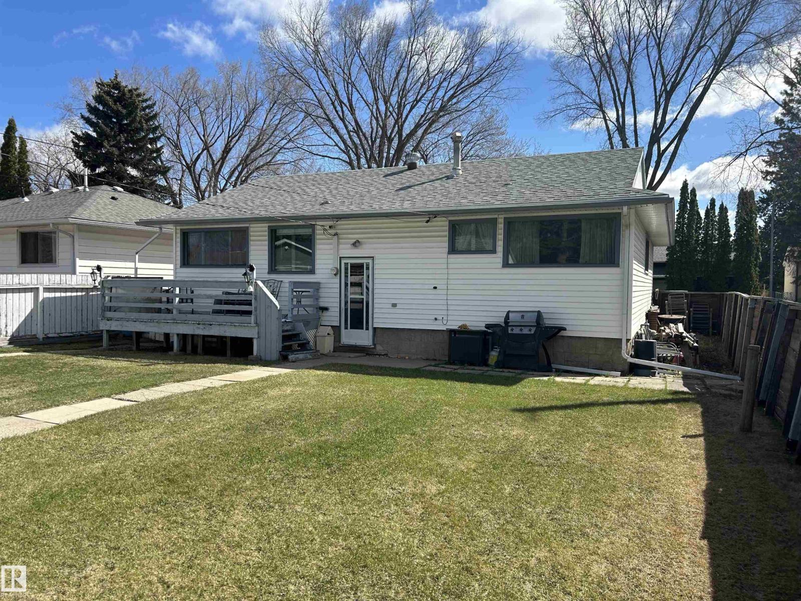 9612 75A ST NW - 10