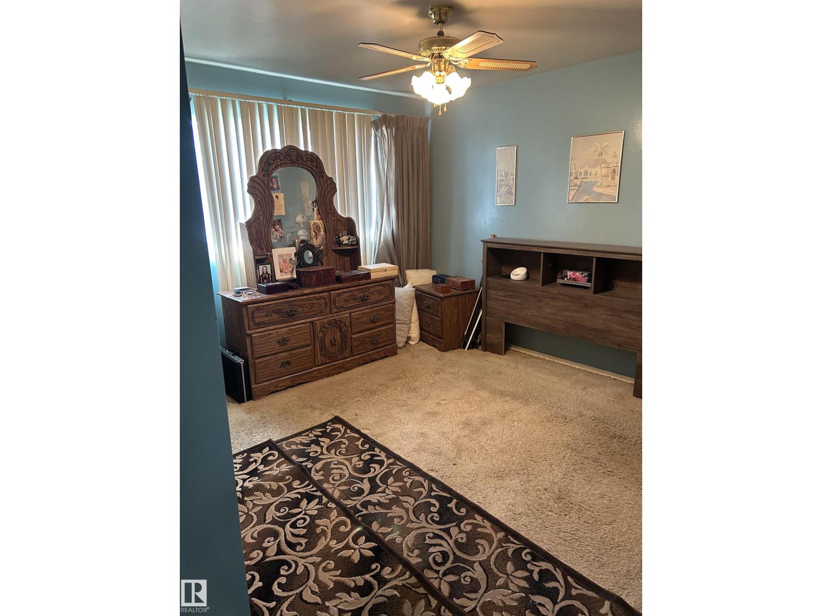9612 75A ST NW - 5