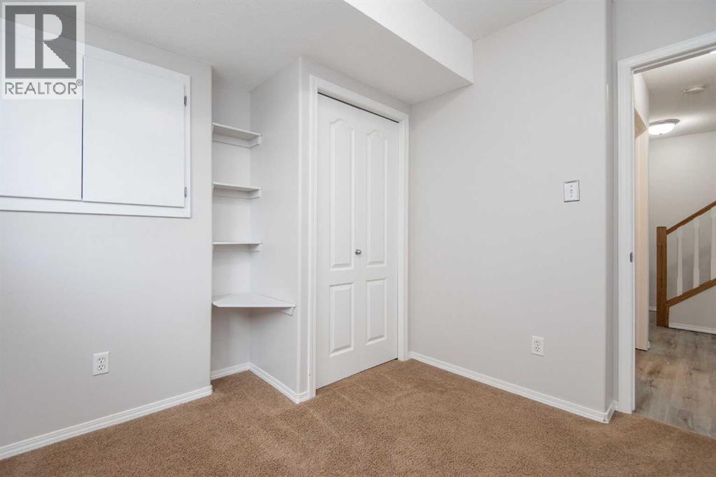 4626 44 Street - Photo 17