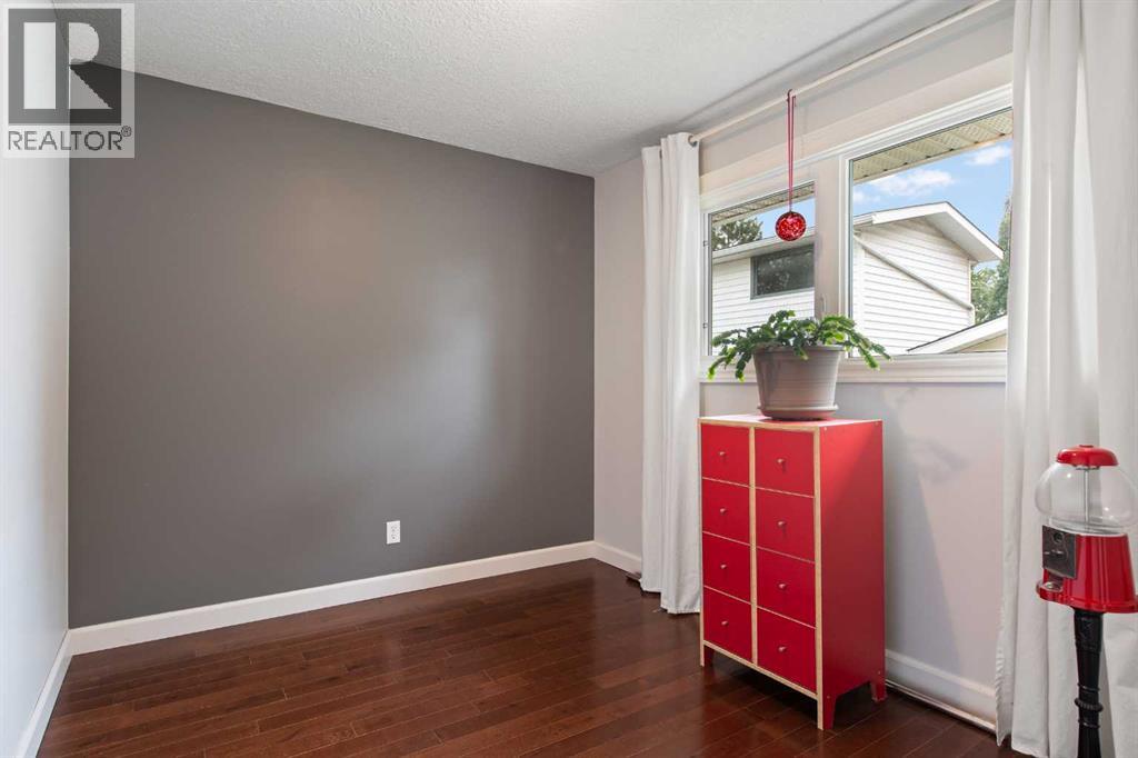 313 11 Avenue Southwest - Photo 16