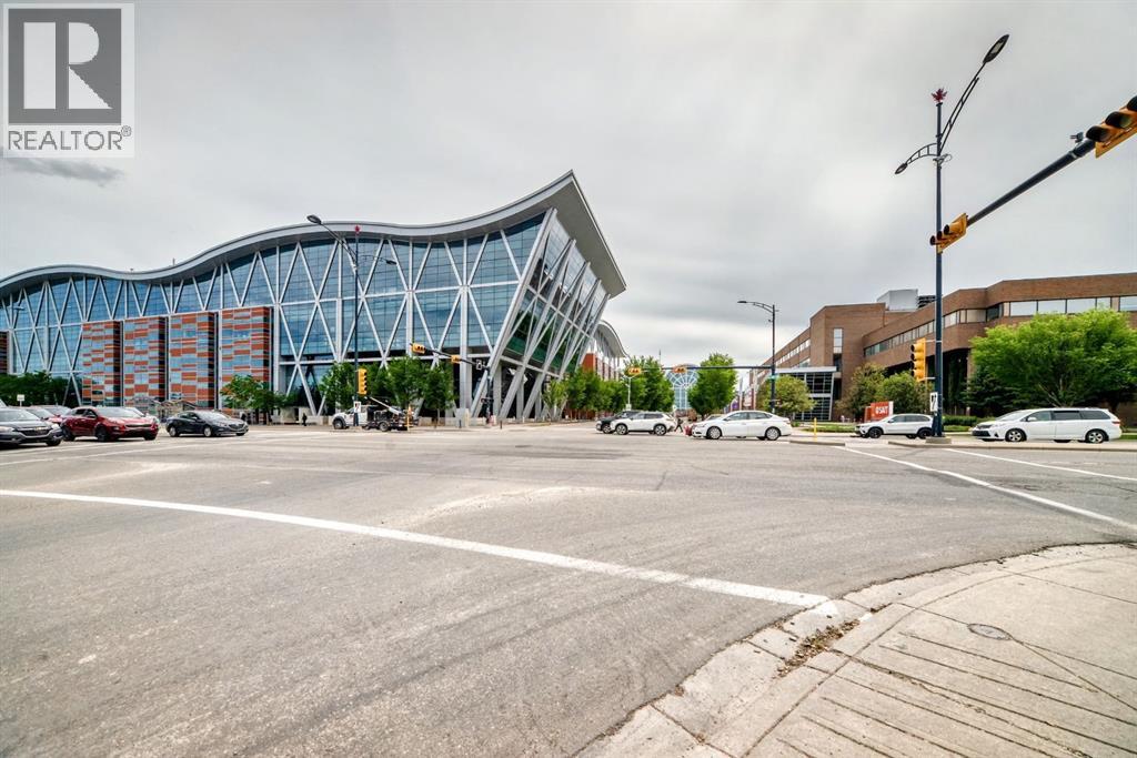 #304 1301 17 Avenue NW - 32