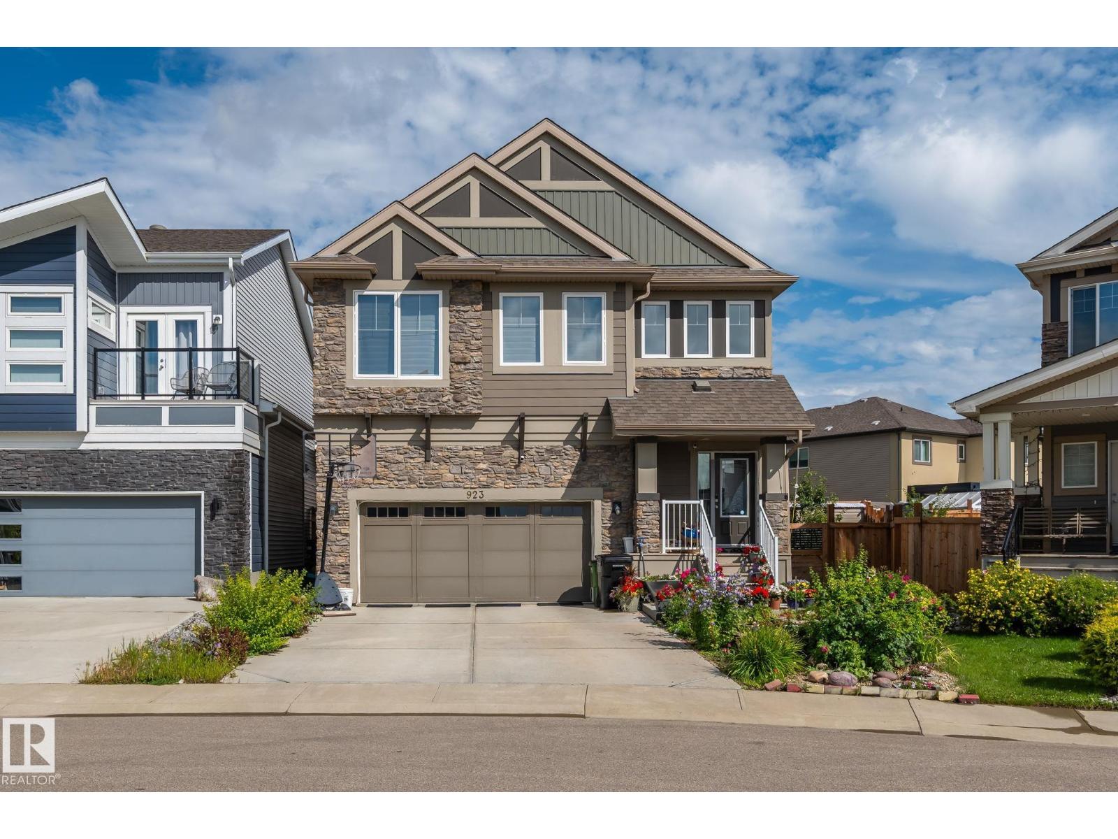 923 174st SW - 1