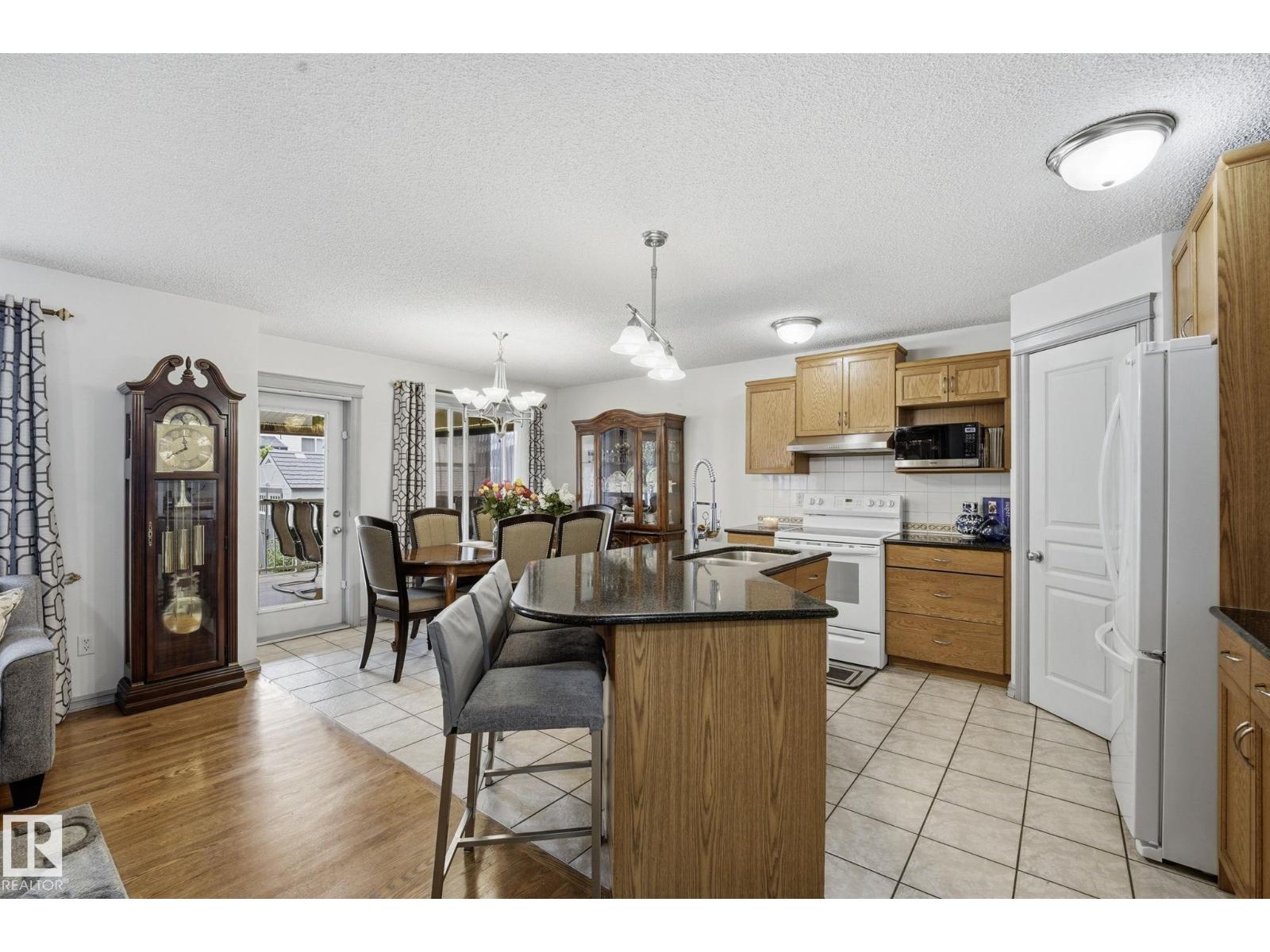 3231 28A Avenue NW - Photo 8