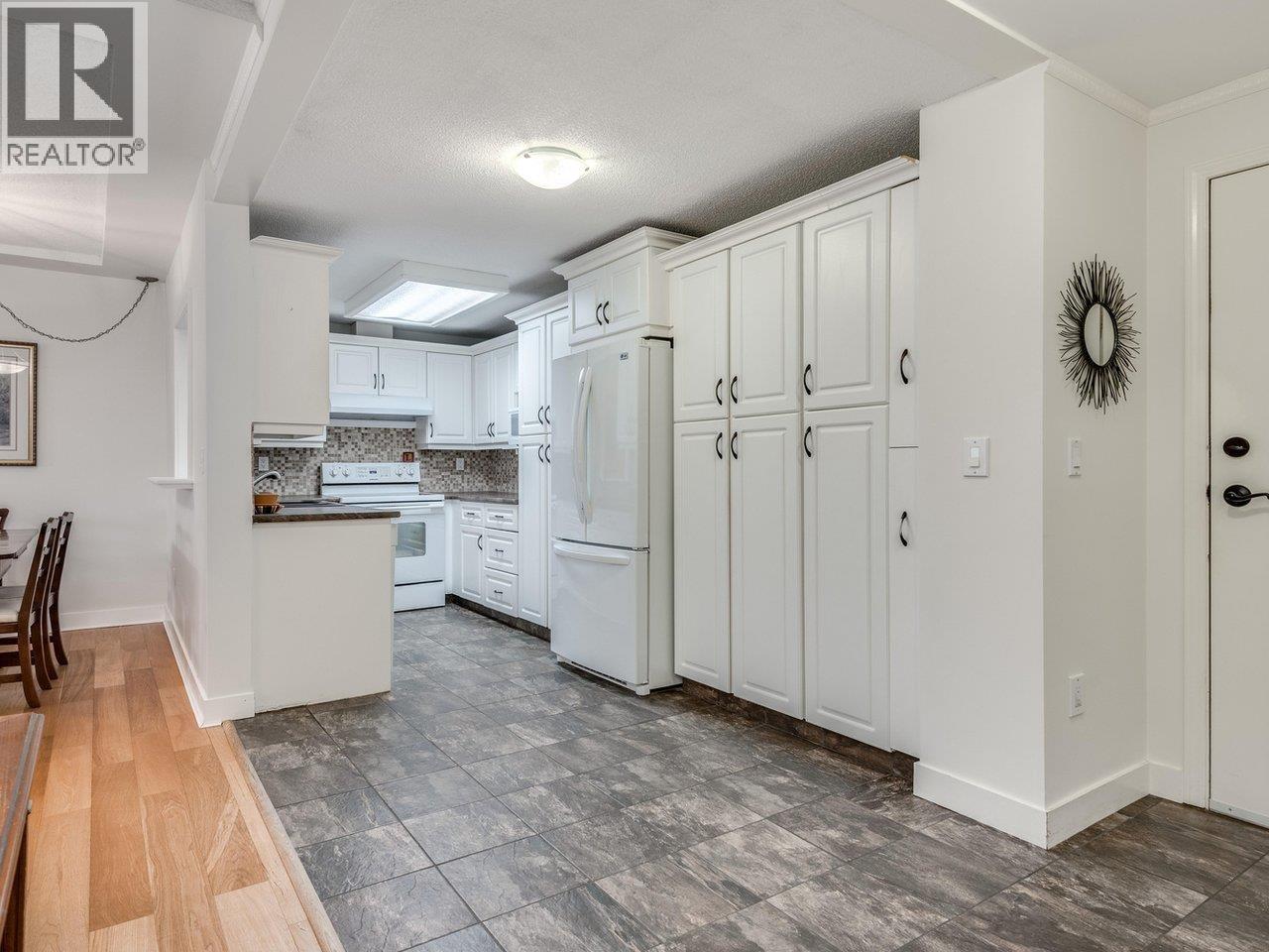 B207 4821 53 STREET, Ladner