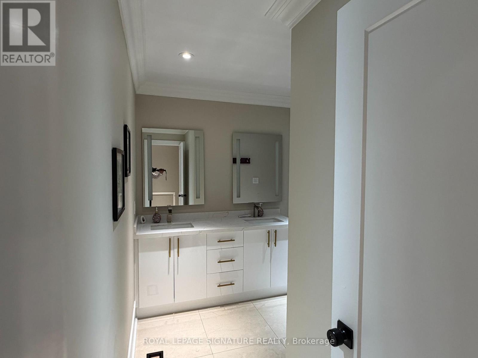 12 FERNCROFT PLACE - 28