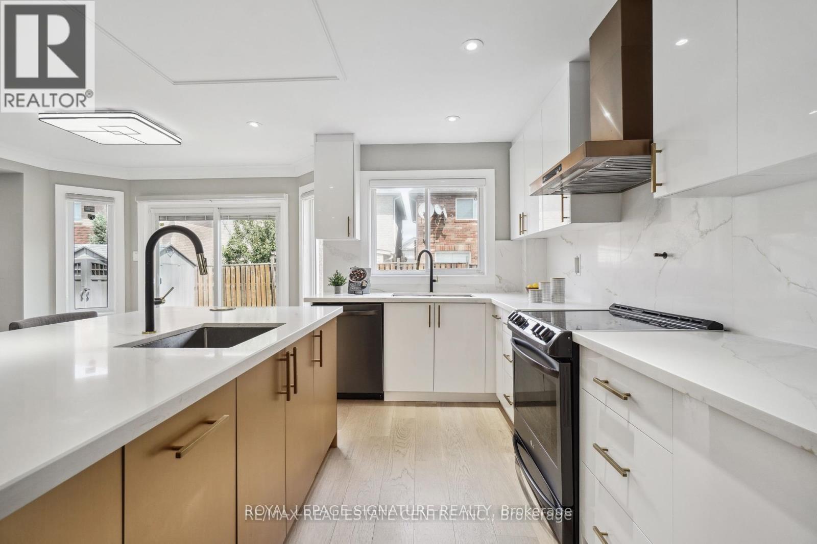12 FERNCROFT PLACE - Image 41