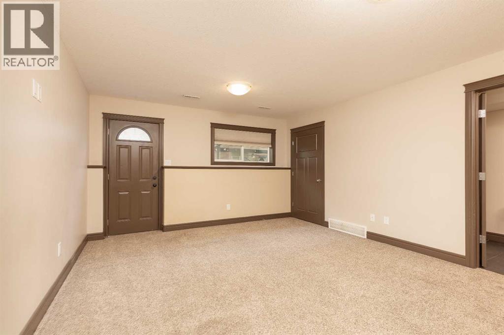 873 Mt Sundance Manor West - Photo 22