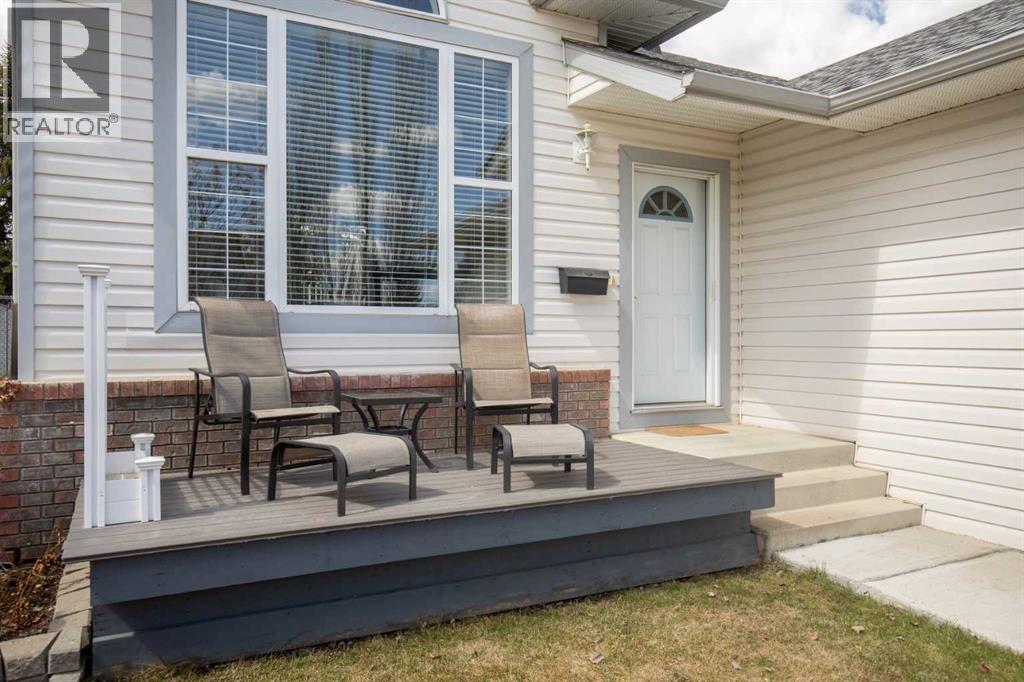 42 Riviera Drive