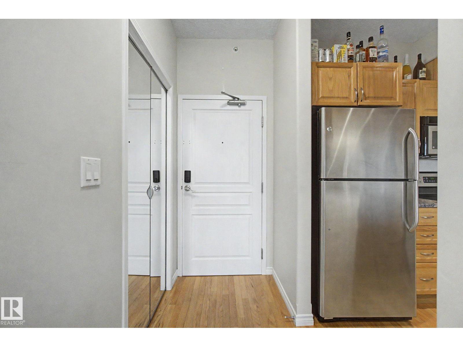 807 10319 111 Street NW - Photo 25