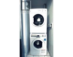 1109 - 1080 Bay Street, Toronto, ON M5S0A6 Photo 21