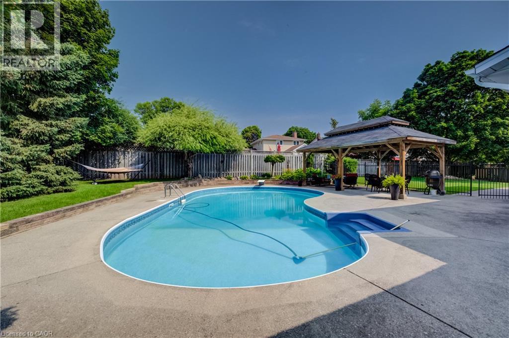 298 CREIGHTON Court - 26