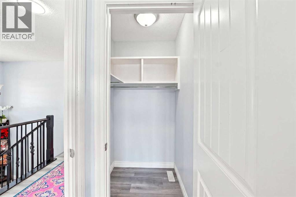 201 Saddlelake Drive Northeast - Photo 33