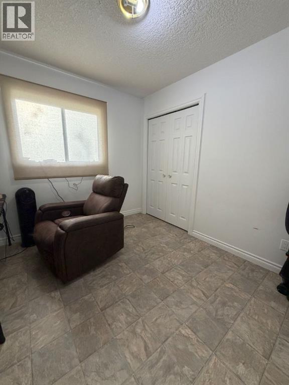 708 6 Street - Photo 12