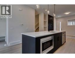 3pc Bathroom - 602 11 Avenue Ne, Calgary, AB T2E0Z7 Photo 9