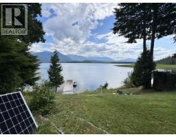 2878 Squirrel Point Road, Lakelse Lake, BC V8G1R1 Photo 18
