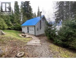2878 Squirrel Point Road, Lakelse Lake, BC V8G1R1 Photo 6