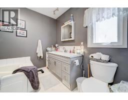 Workshop - 222 Mcewan Street, Granum, AB T0L1A0 Photo 15