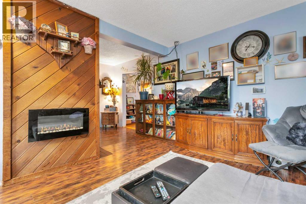 4520 36 Avenue - Photo 9