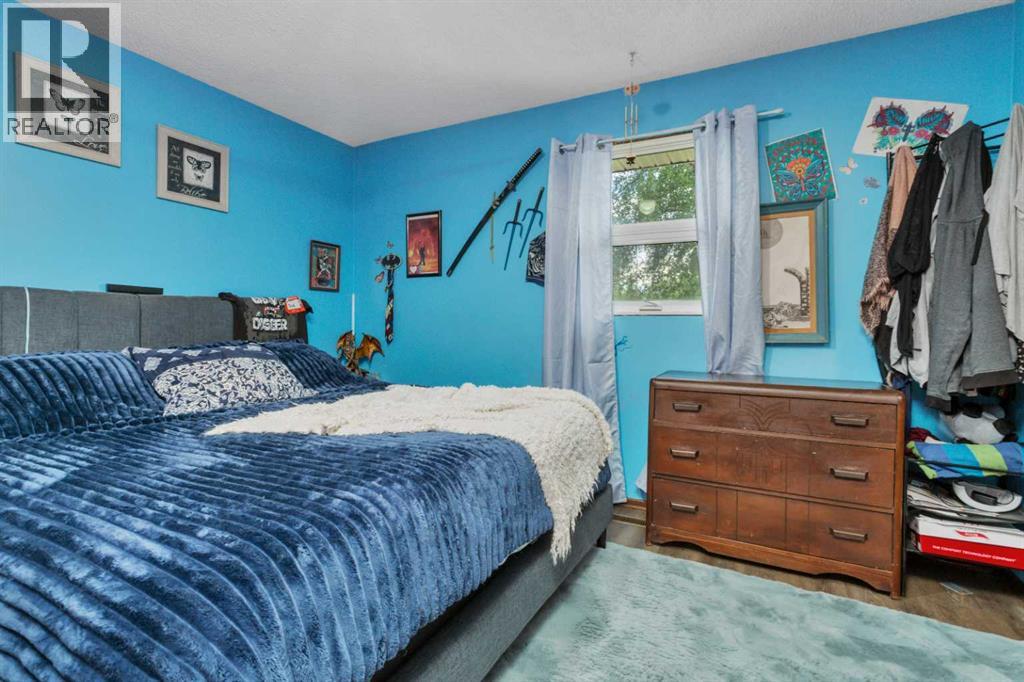 4520 36 Avenue - 21