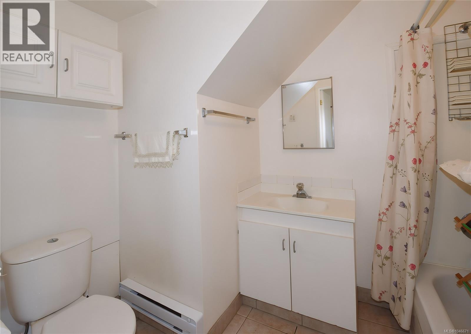 641 Stirling Ave - Image 26
