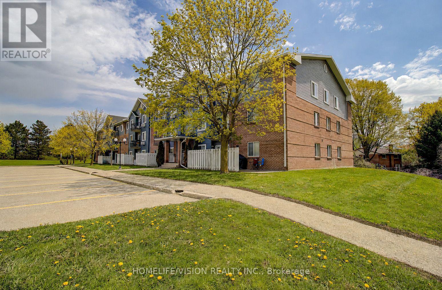 310 - 271 EIWO COURT — photo 2