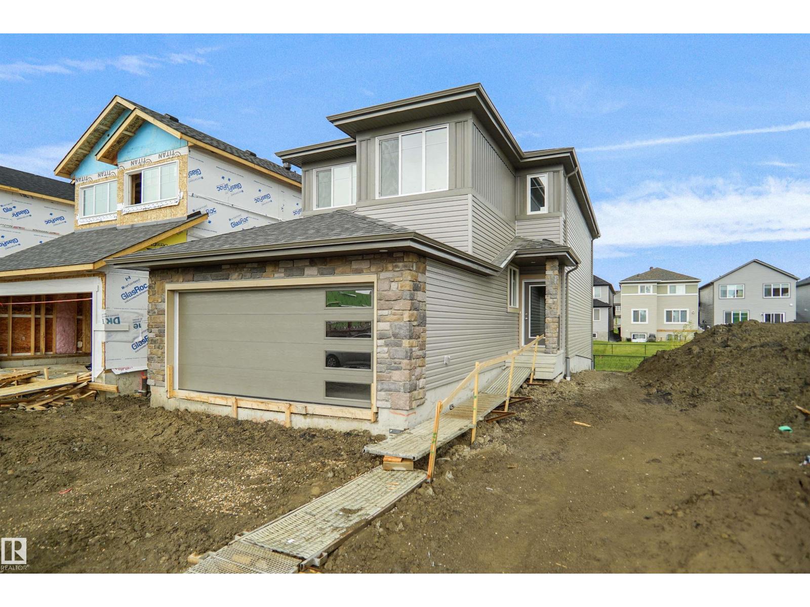 18963 28 AV NW - 1