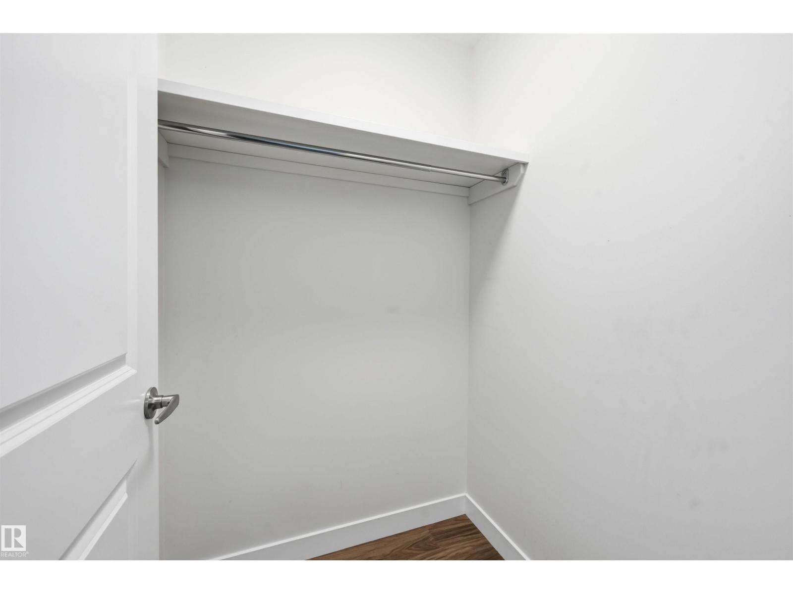 11146 78 Avenue NW - Photo 36