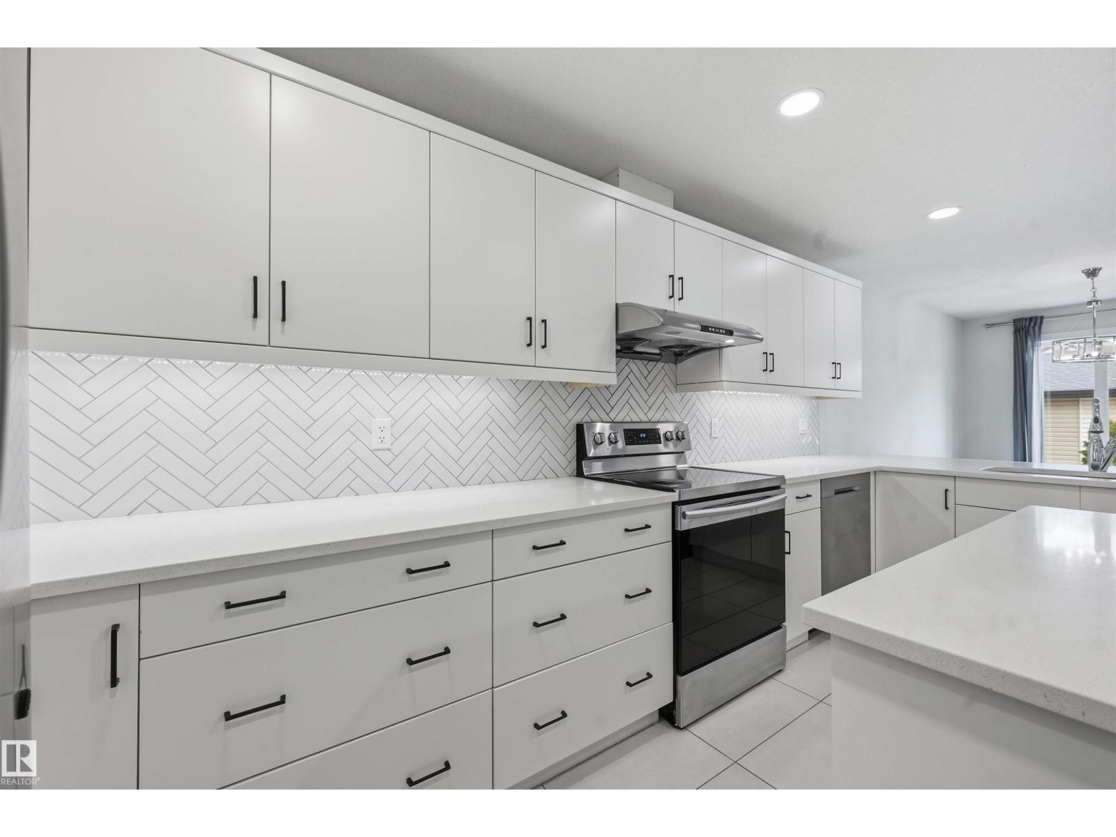 11146 78 Avenue NW - Photo 12