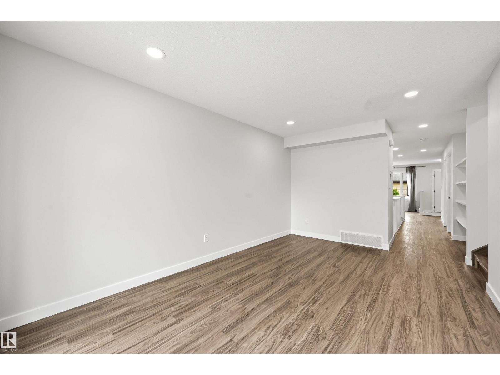 11146 78 Avenue NW - Photo 7