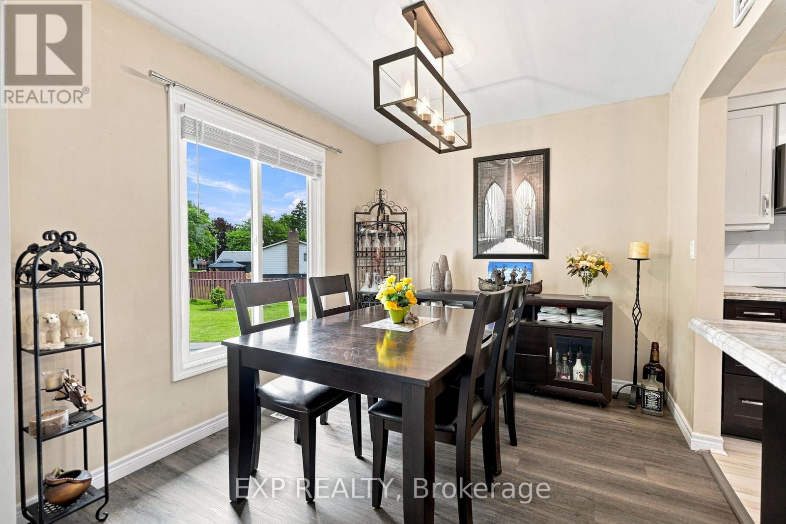 14 APPLE COURT - Image 26