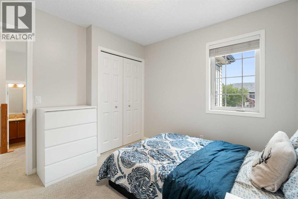 818 Copperfield Boulevard SE - 19