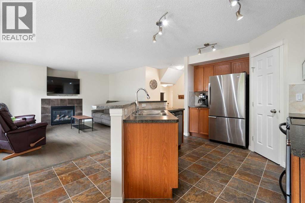 818 Copperfield Boulevard SE - 5