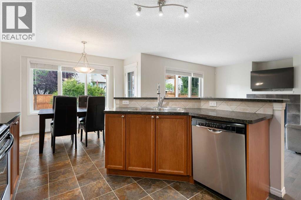 818 Copperfield Boulevard SE - 8