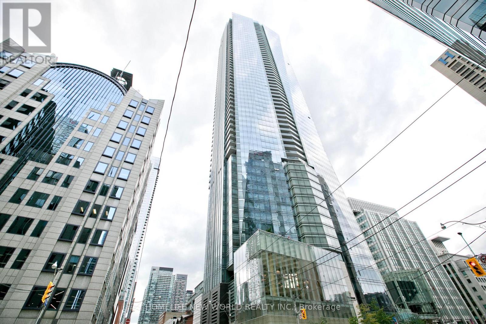 Photo of 180 University Avenue