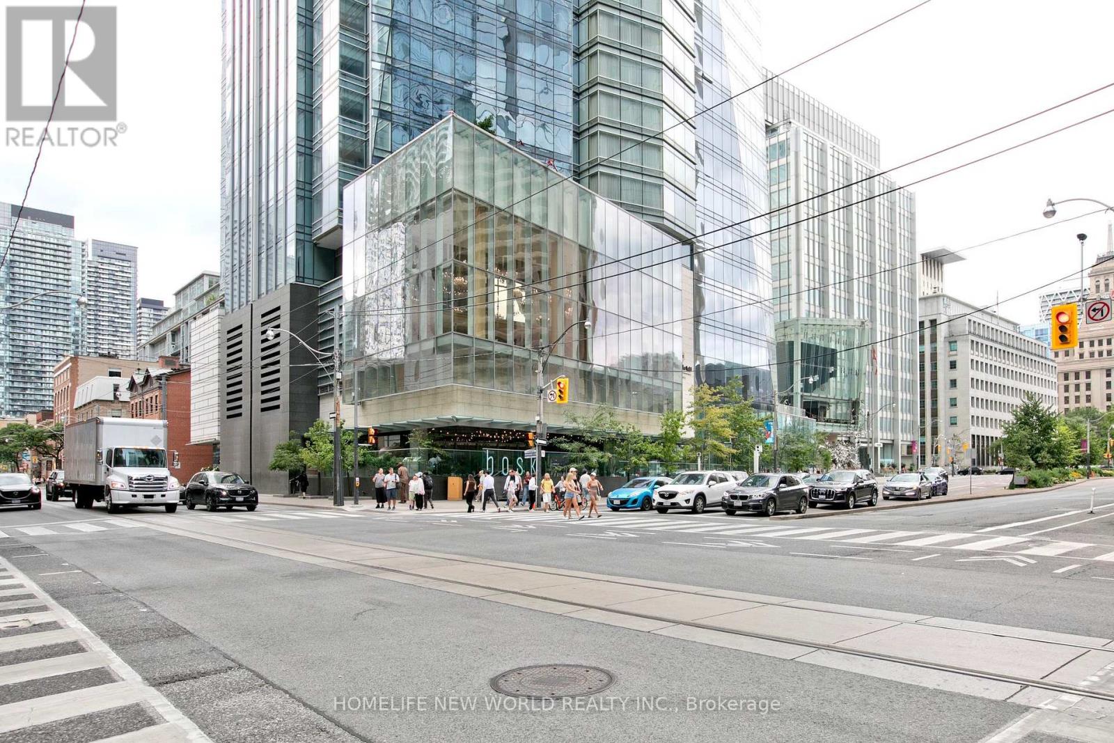 #5008 180 UNIVERSITY AVENUE - 5