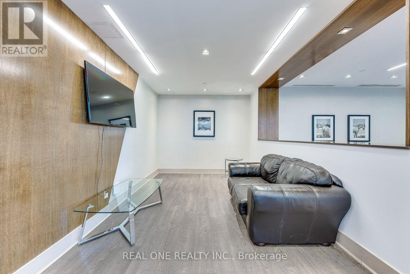 #407 55 EGLINTON AVENUE W - Image 40