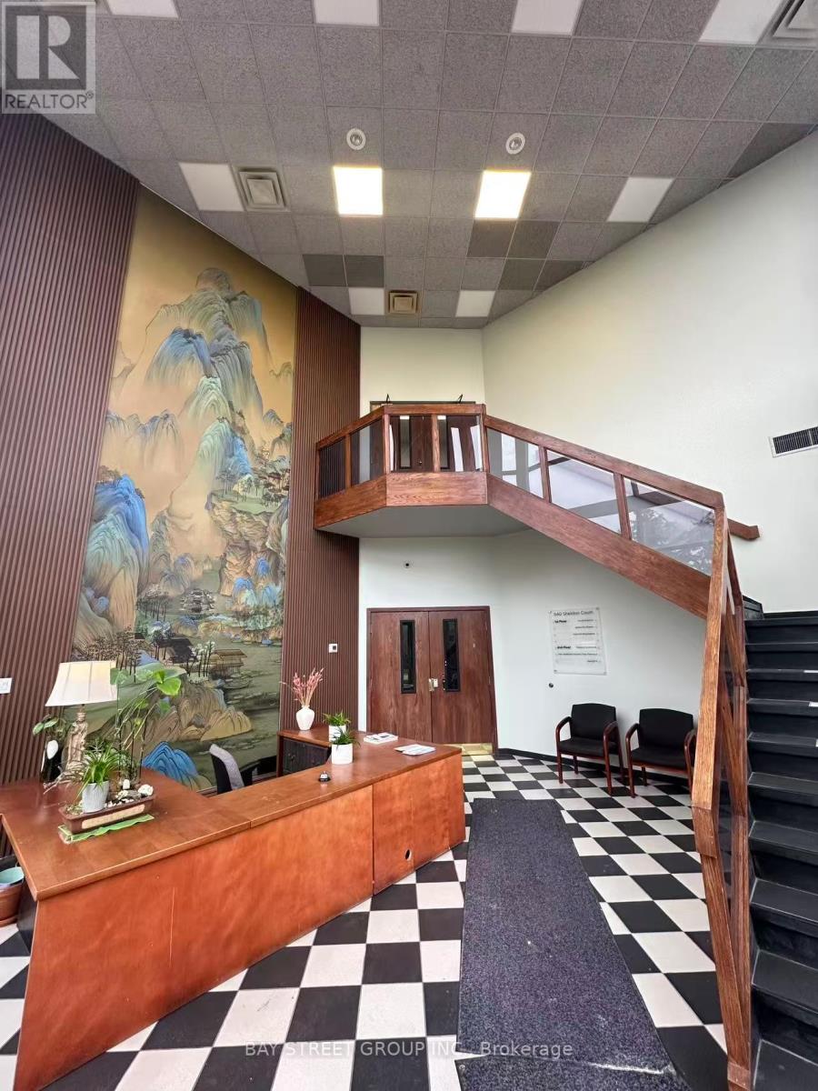 940 SHELDON COURT