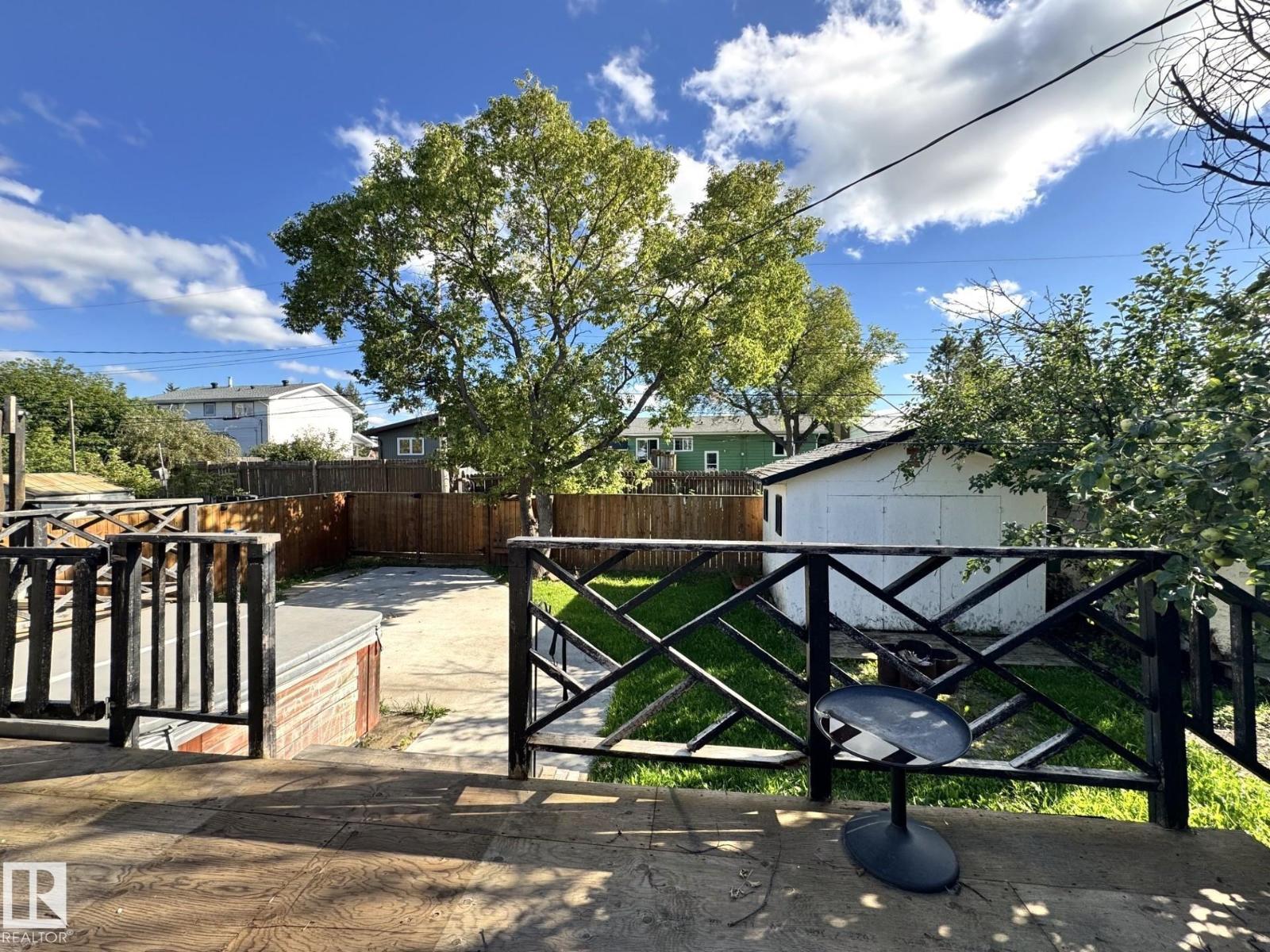 4631 47 AV - Image 50