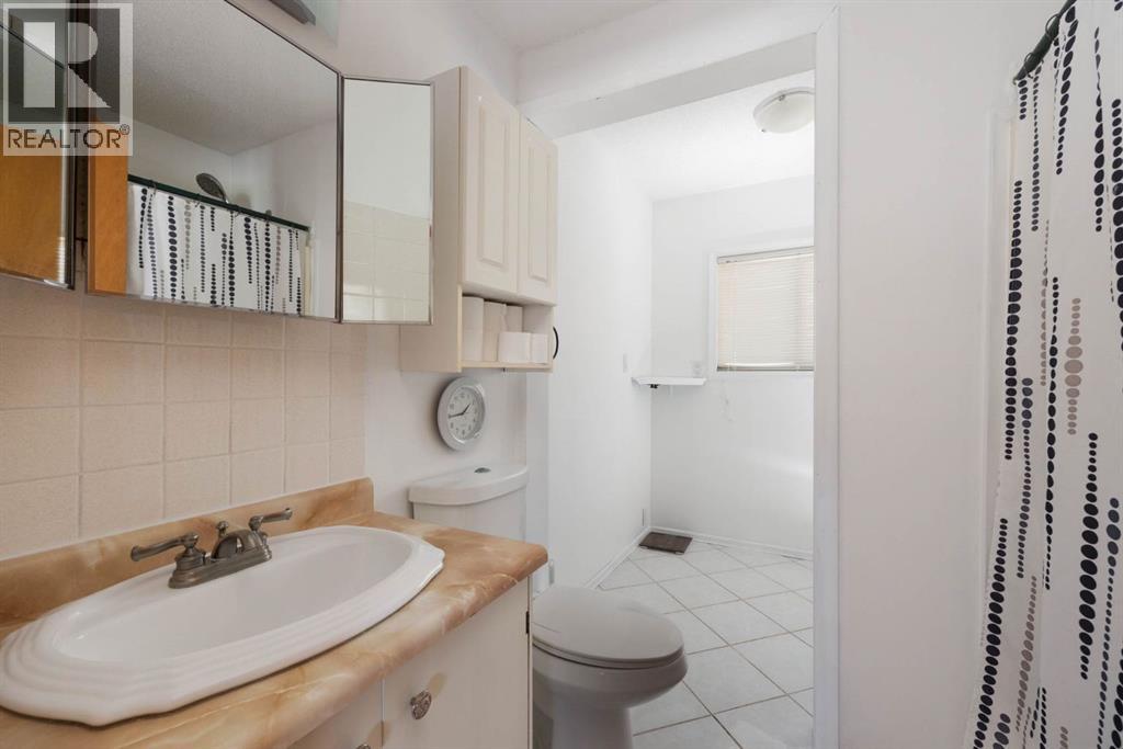 173 Oaks Crescent - Photo 14