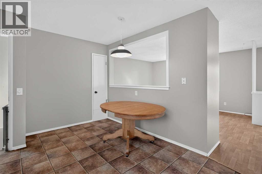 7935 Huntwick Hill NE - 12