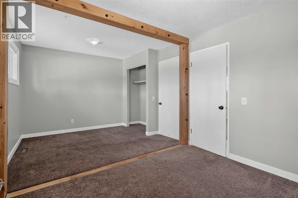 7935 Huntwick Hill NE - 20