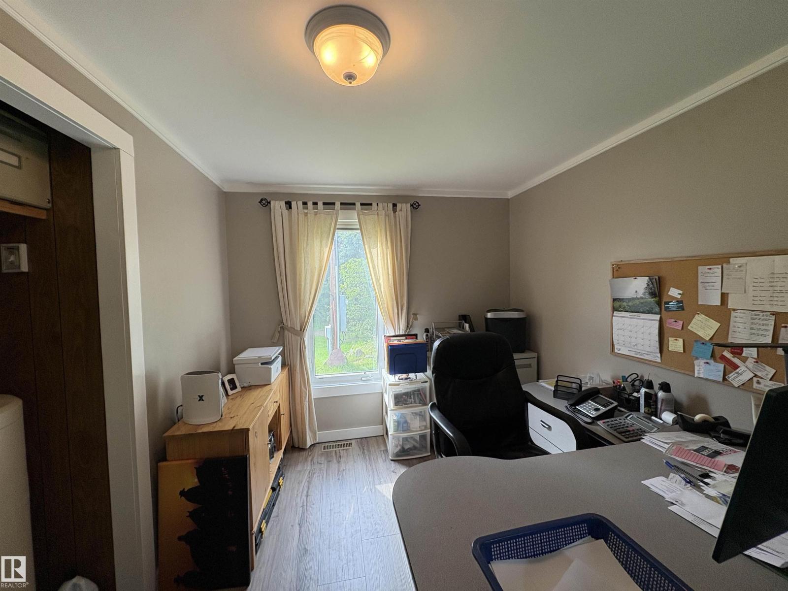 22529 twp rd 590 - Photo 19