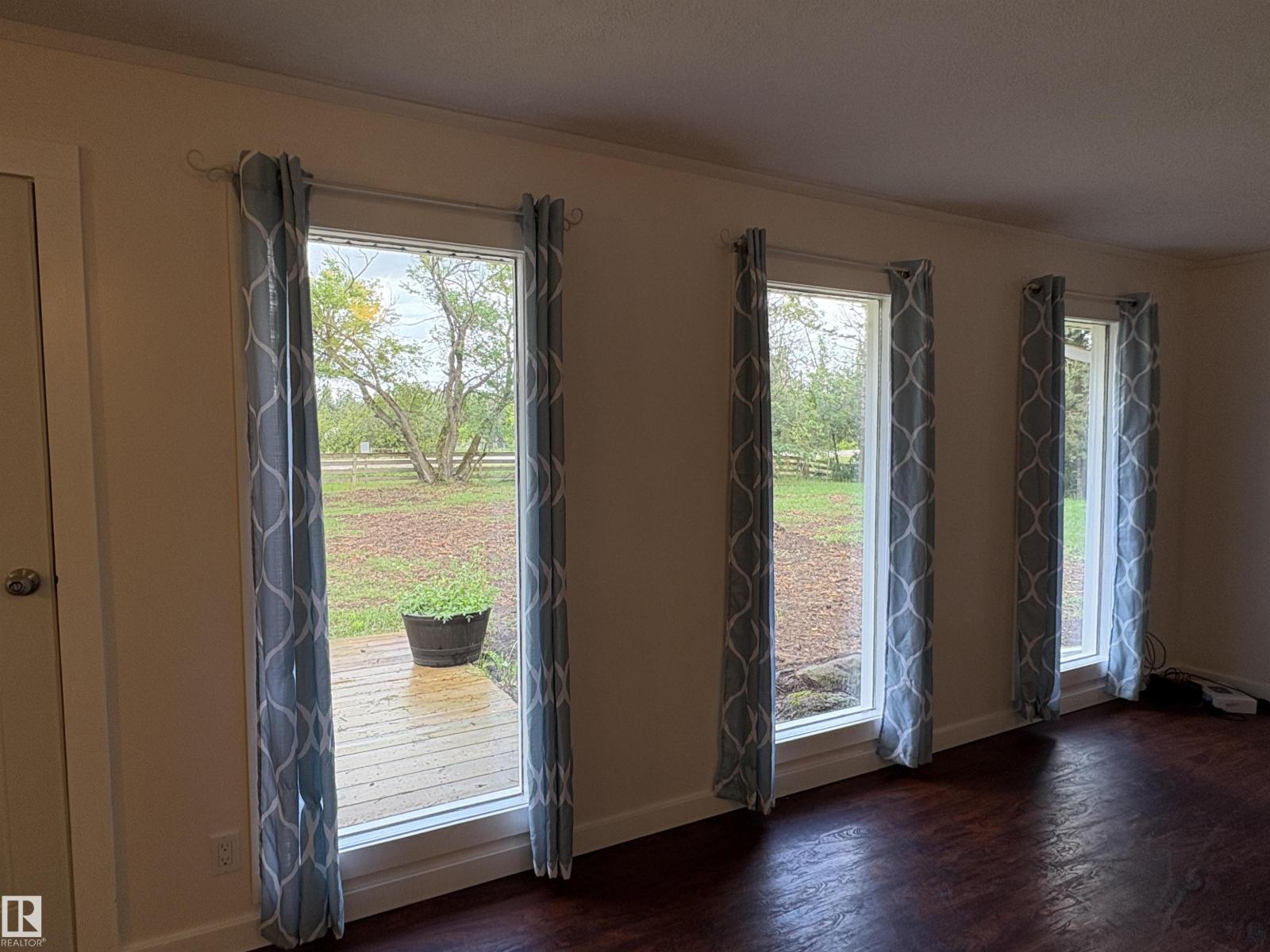 22529 twp rd 590 - Photo 37