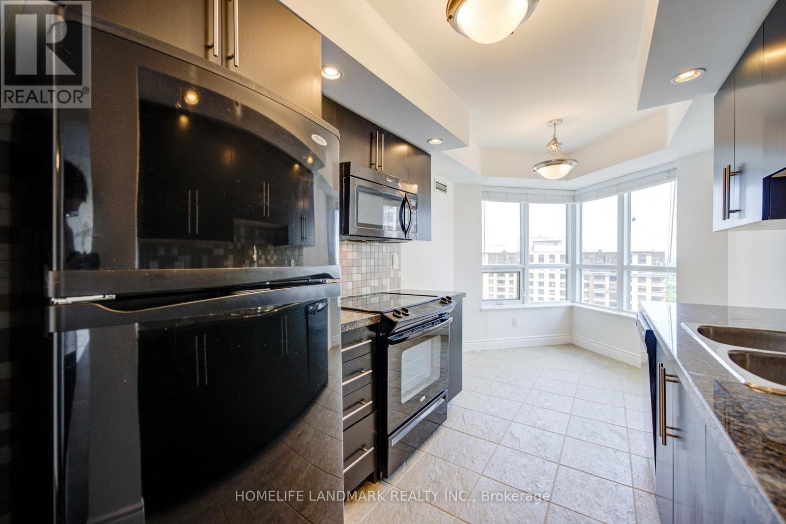 #2126 500 DORIS AVENUE - 11