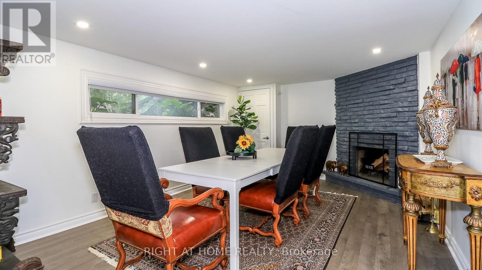 8 SUNSET STREET - 15