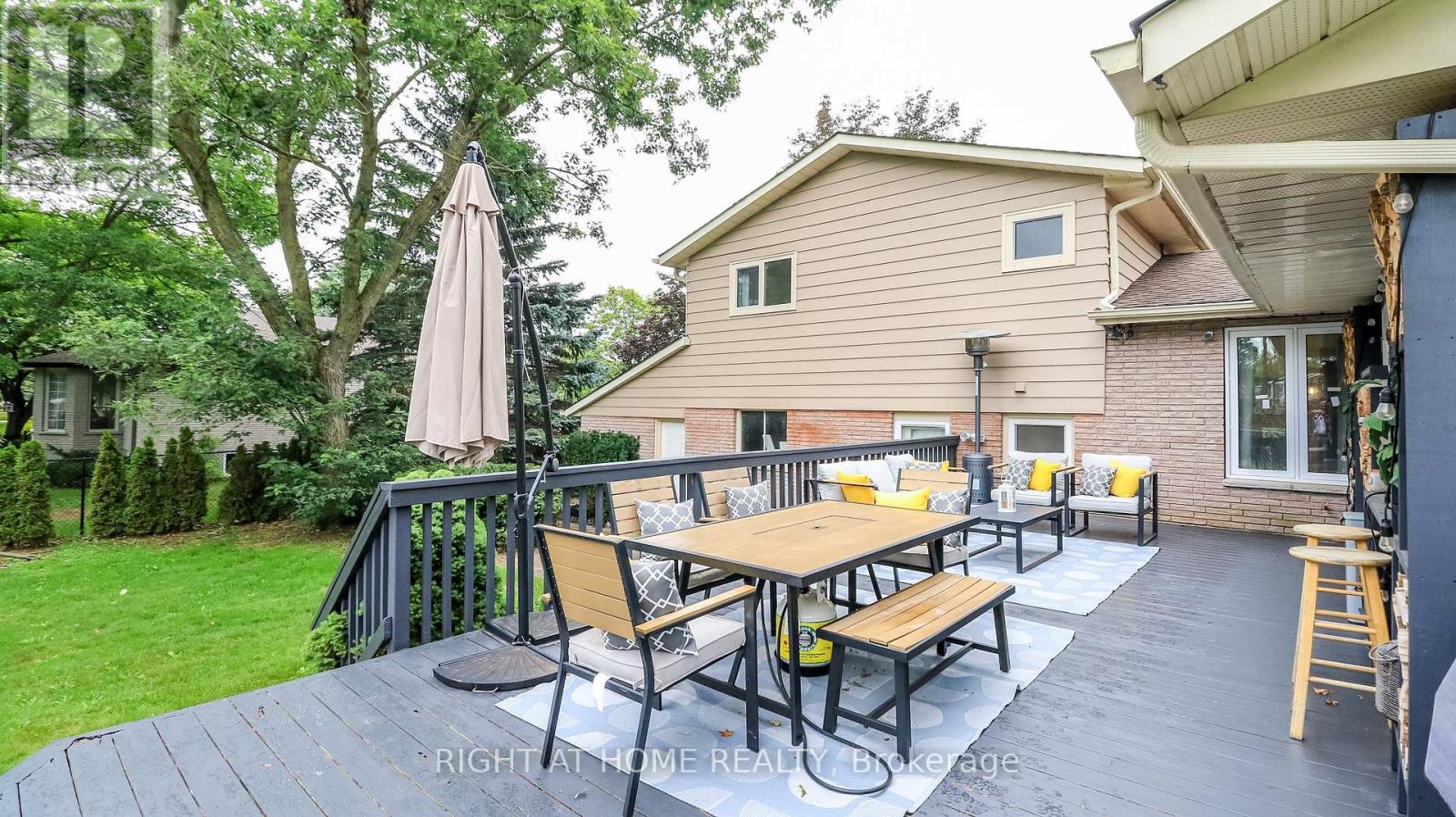 8 SUNSET STREET - 3