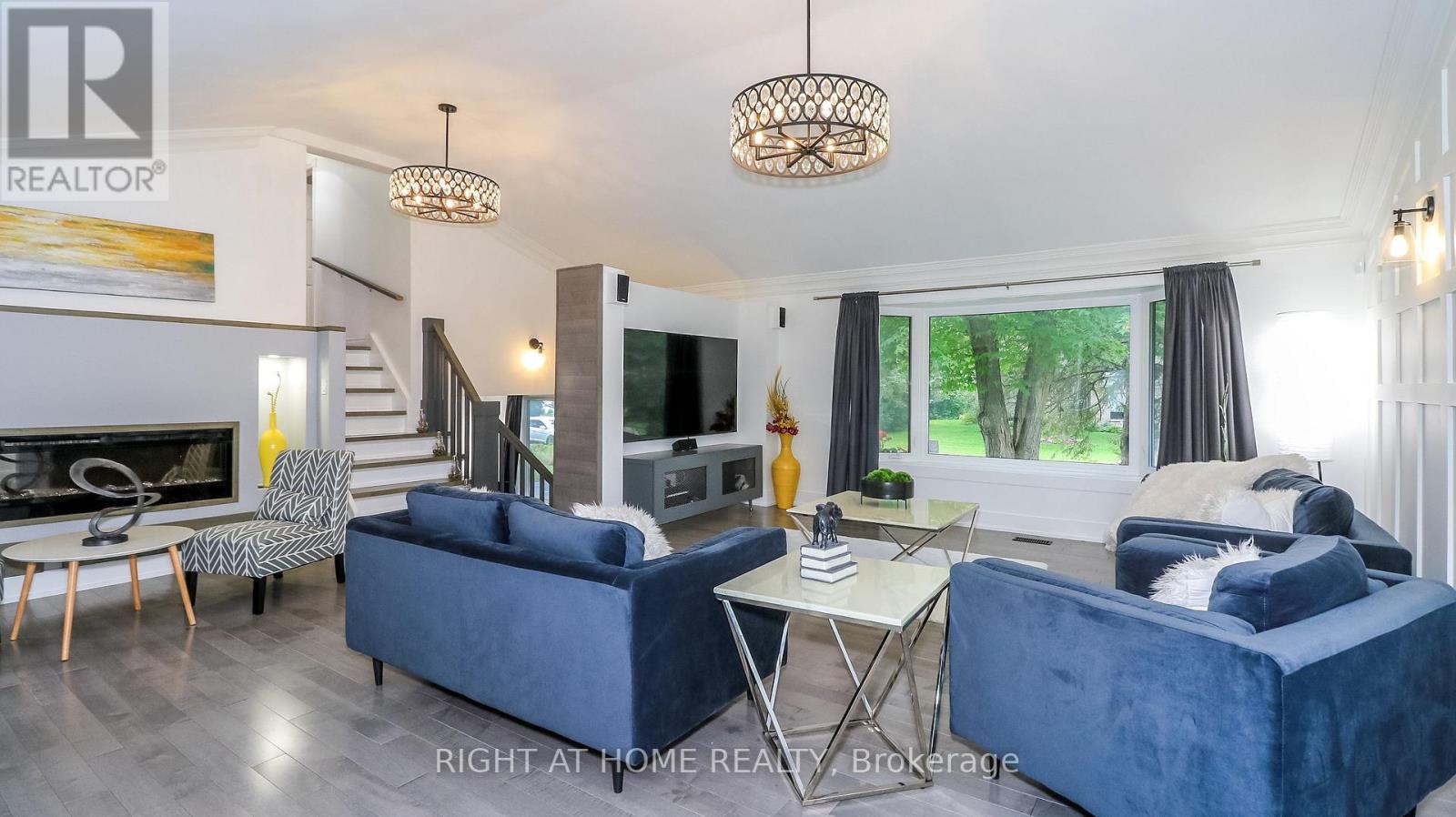 8 SUNSET STREET - Image 30